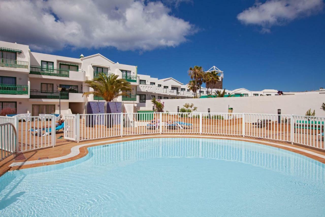 Luxury Beach Front Apartmentos Tahiche Costa Teguise Exterior foto