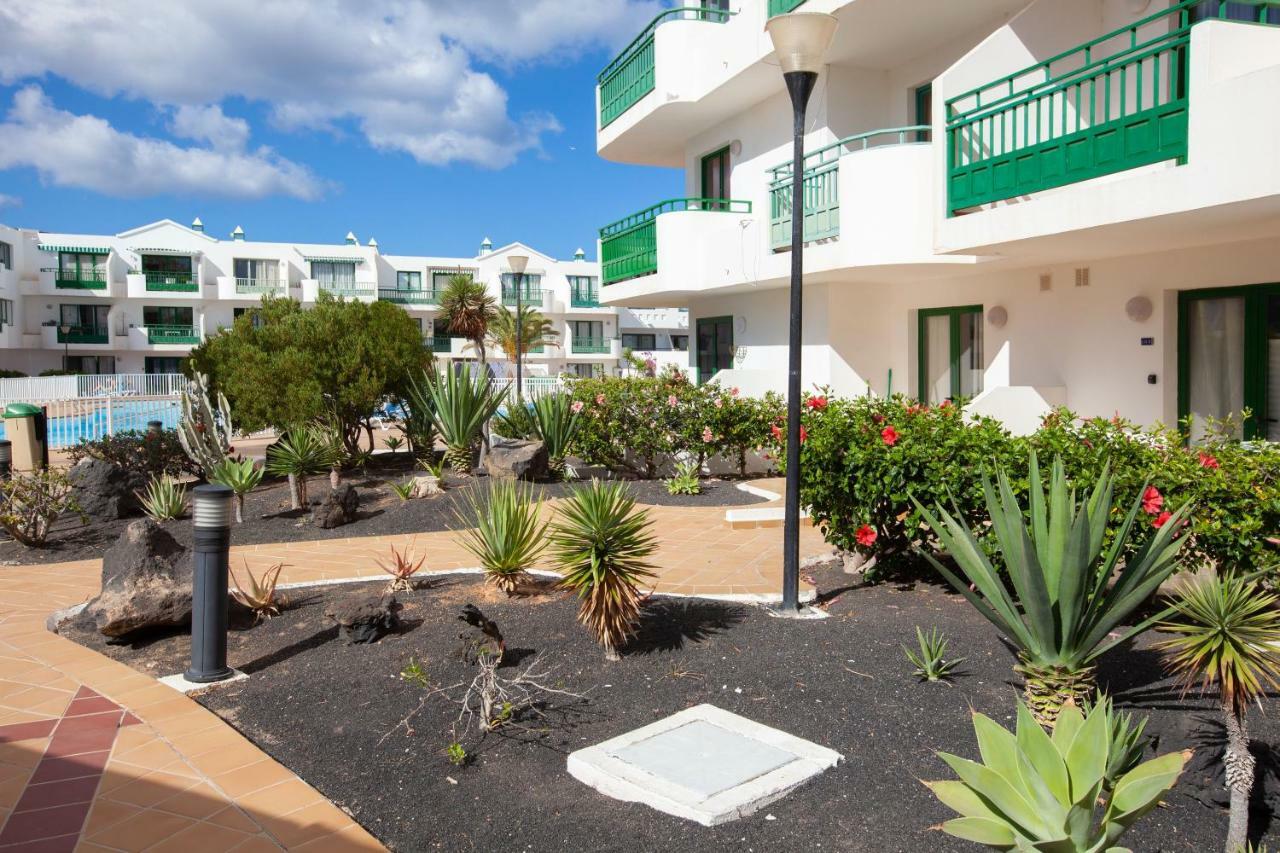 Luxury Beach Front Apartmentos Tahiche Costa Teguise Exterior foto